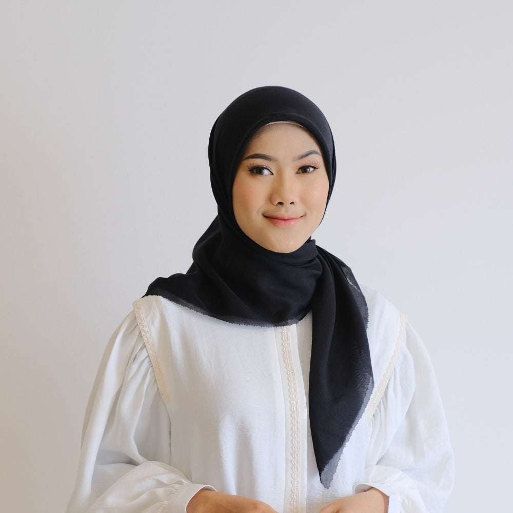 Image of Eclemix Dinara Plain Hijab | Hijab Polos Segiempat Paris Japan Premium